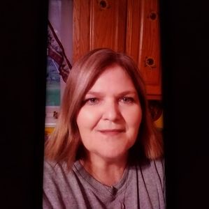 Meet your Posher, Evelyn